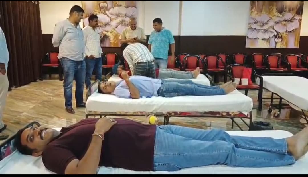 वीरभूमि मेवाड़ के सपूत को नमन, प्रतापसिंह बारहठ की जयंती पर रक्तदान!