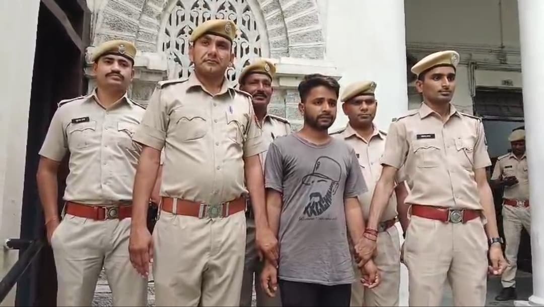 दृष्यम फिल्म से प्रेरित होकर की लूट व हत्या, वृद्ध महिला की लाश को जलाकर किए टुकड़े, पुलिस ने किया सनसनीखेज हत्याकांड का खुलासा