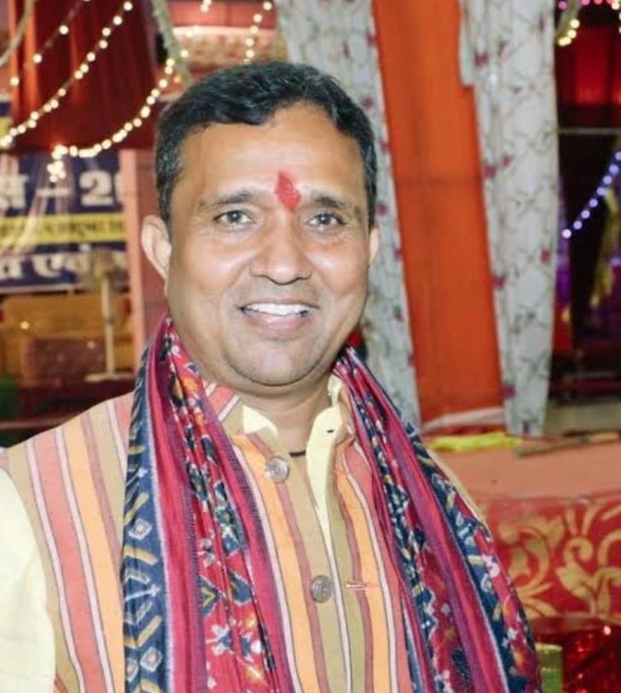 चांदी से तौले गए महापौर पारस सिंघवी और सर्राफा एसोसिएशन अध्यक्ष यशवंत आंचलिया, नवनिर्वाचित पार्षदों का भव्य सम्मान