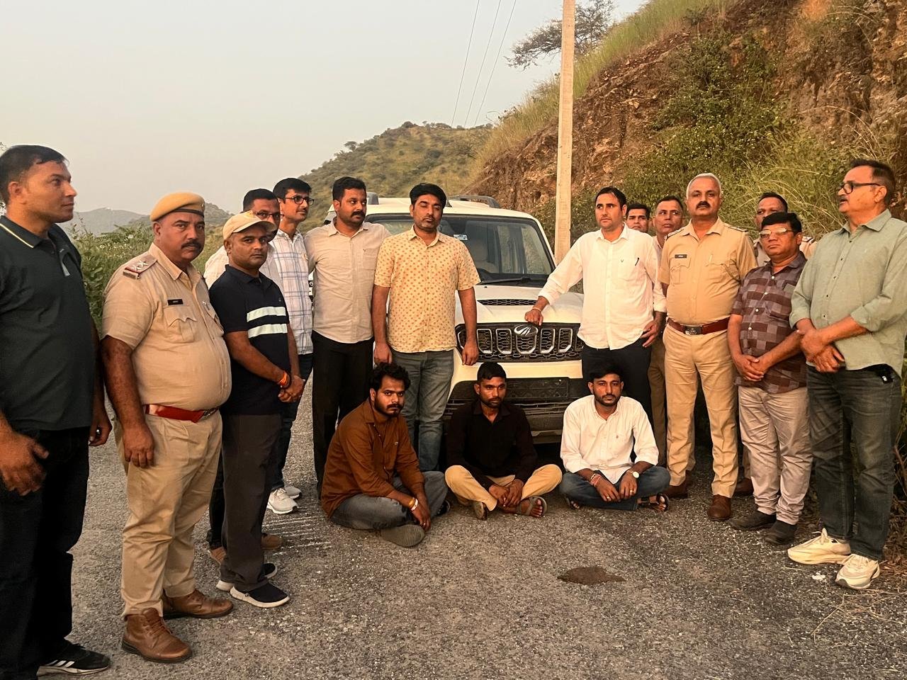 बाड़मेर से उदयपुर लाई जा रही 50 लाख की एमडीएमए ड्रग्स जब्त, 3 तस्कर गिरफ्तार